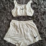 White Cropped Halter Shorts Set Size M Photo 3
