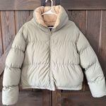 Threadbare Puffer Jacket Women’s Size 10(USA) light green cropped Photo 0