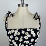 Reformation Daisy Chain Tie Shoulder Crop Photo 3