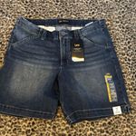 Lee Women’s  Shorts Mid-Rise Photo 0