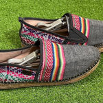 Women’s Inkkas Slip Ons SZ 8 Southwest Aztec Pattern Espadrille EUC summertime Gray Photo 0