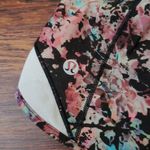 Lululemon  Hotty Hot Floral Edgy Feminine Workout Low Rise Lined Shorts Size 4 Photo 5