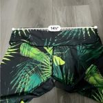 Fabletics Yogi Capri Green Tropical Rainforest Print Yoga Leggings Sz M Photo 12
