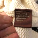 525 America  Cream Turtleneck Sweater with Button Belted Detail Size Extra Large Photo 12