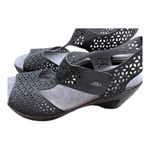 JBU By Jambu Sandals Womens 10 M Chloe Ankle Straps Gray Wedge Heels Laser Cut Black Photo 2