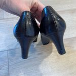 Salvatore Ferragamo  Women’s Brown Snakeskin Leather Almond Toe Heels Size 7.5 Photo 7