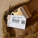 Lululemon  Everywhere Belt Bag Fleece Photo 2