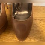 Steve Madden Camel Brown Darrin Heel Size 9, 5.5" Heel Photo 2