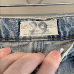 Free People  We The Free Frank Dad Jean in Sunday Blue Barrel Leg Size 29 Photo 4