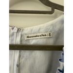 Abercrombie & Fitch Abercrombie Floral Dress. Puff sleeves. Small petite. Front cinch Photo 2