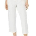 Woman Within NWT size 30WP  white elastic waist cotton capris. Photo 0