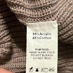 DO+BE  brown sweater in medium Photo 4