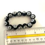 Black eight ball stretchy bracelet Photo 2