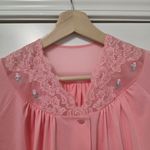 Vintage Shadowline Pink Nylon Floral Lace Lounge Wear Nightgown Size SMALL Soft Photo 4