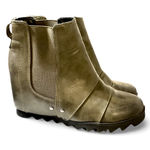 Women’s Stylish Olive Green Wedge Heel Chelsea Boots Size 7 Photo 0