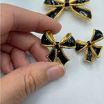 Vintage Gold Tone & Black Enamel Set Clip On Earrings Brooch Set Estate Jewelry Photo 2