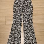 Motel High Rise Zoven Flare Jean in Daisy Patchwork White Brown Photo 3