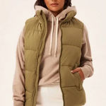 Girlfriend Collective  Everyone Puffer Vest Water Repellent Photo 0