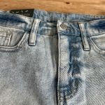 Wild Fable Women's Light Wash White Crochet Hem Jean Shorts - Size 4 - NWT Photo 4