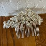 Faux pearl and rhinestone hair comb accessory Silver Photo 0