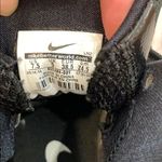 Nike Women’s hyperdunk basketball shoes size 7.5 Photo 4