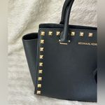 Michael Kors MK gold studded black handbag with heart keychain 🖤 Photo 3