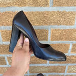 Gucci gray/black heels size 10B Photo 0