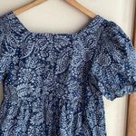 Madewell  Poplin Puff-Sleeve Tiered Babydoll Dress in Paisley Garden Photo 9