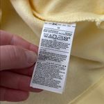 Old Navy NEW  Butter Yellow Crewneck NWT Women's Size Medium Oversized Boxy Crop Photo 4