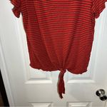 Elizabeth Red Photo 5