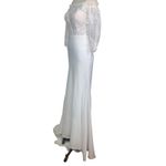 Wilderly Bride Violet Off the Shoulder Lace Deco Wedding Dress Size US 6 *Sample White Photo 4