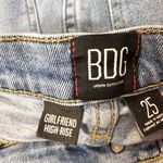 BDG Girlfriend High Rise Jeans Light Wash 25 Photo 5