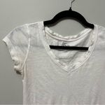 SO  Kohl's White V Neck Cotton Short Sleeve T Shirt S Photo 2