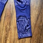 Nike dri fit running Capri leggings size small Photo 6