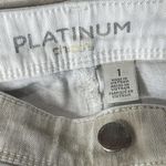 Chico's Chico’s Platinum SZ 1 (8) Crop Jeans Mid-Rise Stretch Pockets Beige Stonewash Photo 7