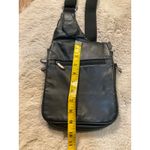 Travelon  Leather Anti Theft Sling Bag‎ Black Purse Expandable Crossbody Photo 3