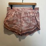 Athleta - Mesh Racer Run Short 4" Camo Running Athletic Workout CrossFit Photo 2