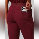 Fabletics NWOT scrub joggers Photo 4