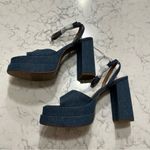 Wild Fable  Woman’s Blue Denim Platform High Chunky Heel Size 8.5 Photo 3