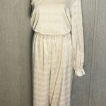 Love Whit Chic One Photo 2