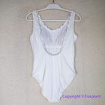 Vineyard Vines New!  Textured Scallop One‎ Piece Swim White Cap, size M Photo 7