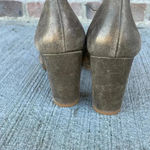 Fossil  Maddox Gold Leather chunky block heel with silver buckle toe pump Y2K 8.5 Photo 3