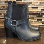 Harley‎ Davidson Black leather heeled moto booties boots Women’s Size 5 Photo 3