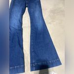 Good American  Blue Flared Jeans 10/30 Photo 2