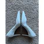 Charles and Keith  Ivory Cream Classic Neutral Leather Heels Womens 38 US Womens 8 Photo 2