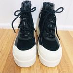 Gianni Bini  Black Leather Platform Ankle Boot Bootie Lug Sole Sneaker Sz 6.5 New Photo 3