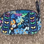 Vera Bradley  cross body Photo 0