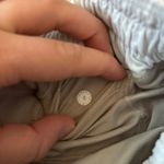 Lululemon Hotty Hot Short 2.5” Photo 2