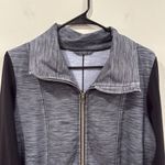 Lululemon  Daily Yoga Jacket Reversible Slub Denim Polar Haze / Black Size 10 EUC Photo 4