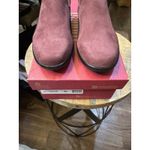 Munro Clay Slip On Sneaker Size 6 M Burgundy Leather Cushioned Shoes Loafer Photo 4